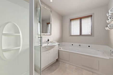 Photo of property in 44 Missy Crescent, Mount Pisa, Cromwell, 9383