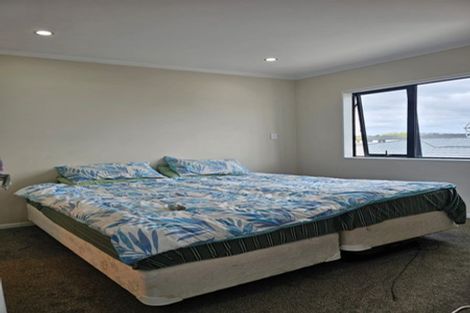 Photo of property in 83a Hutchinsons Road, Bucklands Beach, Auckland, 2014