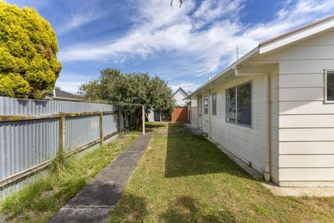 Photo of property in 30a Rimu Street, Levin, 5510