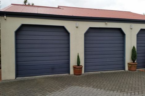 Photo of property in 47 Walton Park Avenue, Fairfield, Dunedin, 9018