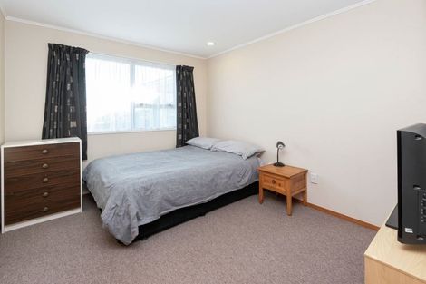 Photo of property in 69 Lewisham Street, Highland Park, Auckland, 2010