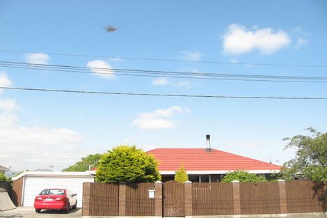 Photo of property in 2/58 Rowan Avenue, Aranui, Christchurch, 8061