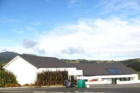 Photo of property in 64 Bengal Drive, Cashmere, Christchurch, 8022