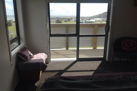 Photo of property in 5 Tua Tua Place, Baylys Beach, Dargaville, 0377