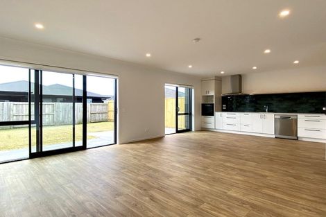 Photo of property in 9 Carronade Street, Papamoa Beach, Papamoa, 3118