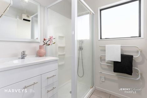 Photo of property in 1/21 Rosier Road, Glen Eden, Auckland, 0602