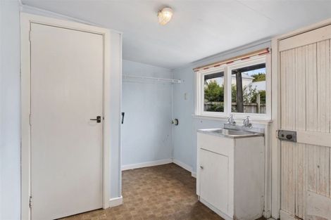 Photo of property in 208 Springfield Road, St Albans, Christchurch, 8014