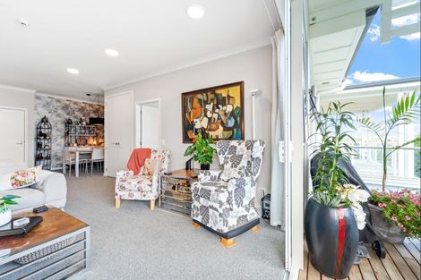 Photo of property in 106 Rewa Rewa Lane, Orewa, 0931