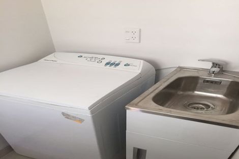 Photo of property in 173 Glenmore Street, Kelburn, Wellington, 6012