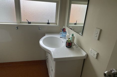 Photo of property in 28 Hyde Street, North Dunedin, Dunedin, 9016