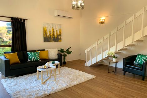 Photo of property in 2/39 Brunton Place, Glenfield, Auckland, 0629