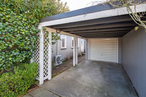 Photo of property in 130 Memorial Avenue, Burnside, Christchurch, 8053