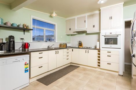 Photo of property in 84 Whitby Road, Wakefield, 7025