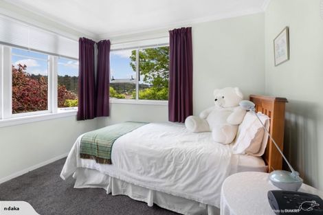 Photo of property in 337 Stokes Valley Road, Stokes Valley, Lower Hutt, 5019