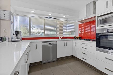 Photo of property in 54 Santa Monica Drive, Papamoa Beach, Papamoa, 3118