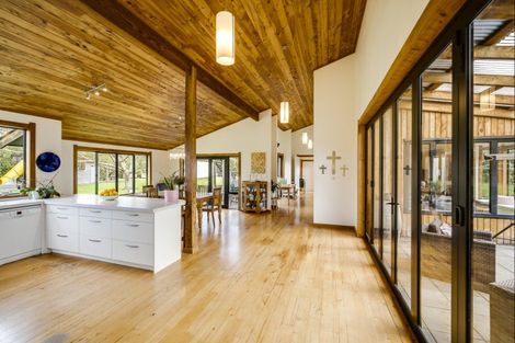 Photo of property in 260 Havelock Road, Akina, Hastings, 4122