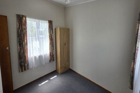 Photo of property in 67 View Road, Henderson, Auckland, 0612
