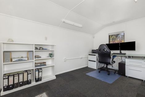 Photo of property in 6 Mariners Way, Whitby, Porirua, 5024