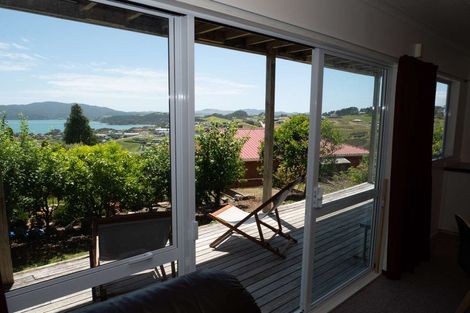 Photo of property in 97 Cable Bay Block Road, Cable Bay, 0420