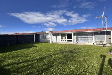 Photo of property in 6 Westmere Place, Takaro, Palmerston North, 4412
