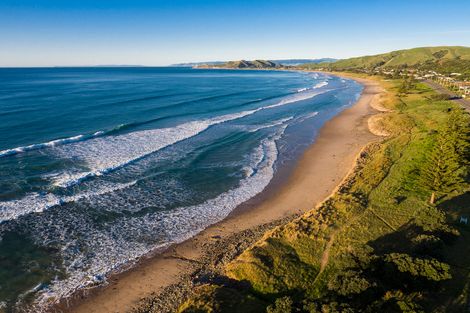 Photo of property in 30 Sirrah Street, Okitu, Gisborne, 4010