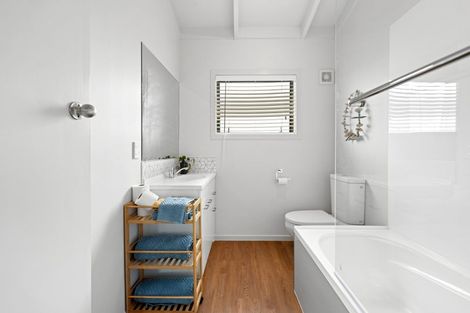 Photo of property in 15 Herbert Road, Queenwood, Hamilton, 3210