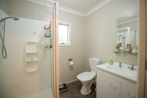 Photo of property in 9 Moana Street, Kaka Point, Balclutha, 9271