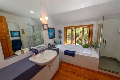 Photo of property in 104 French Farm Valley Road, French Farm, Akaroa, 7582