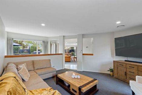 Photo of property in 21 Hemingway Place, Spencerville, Christchurch, 8083