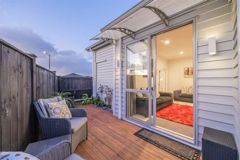 Photo of property in 5 Dida Park Drive, Kumeu, 0810