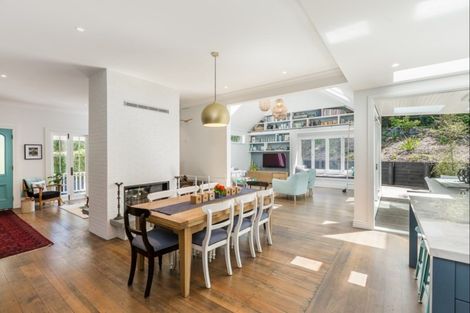 Photo of property in 2 Chenery Road, Red Beach, 0932