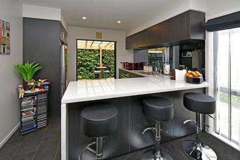 Photo of property in 1 Chatswood Place, Bishopdale, Christchurch, 8051