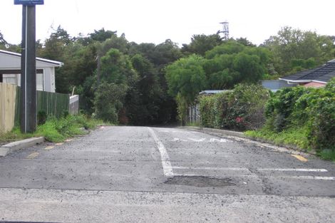 Photo of property in 26 Royal View Road, Te Atatu South, Auckland, 0610