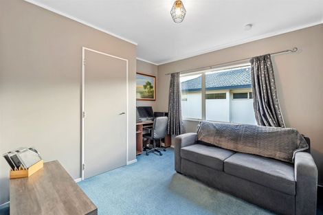 Photo of property in 2/15 Ellenbury Place, Stanmore Bay, Whangaparaoa, 0932