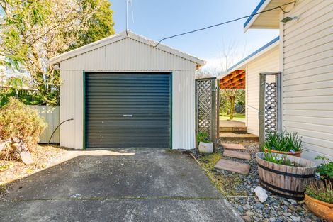 Photo of property in 39 Mcgreevy Street, Waipawa, 4210