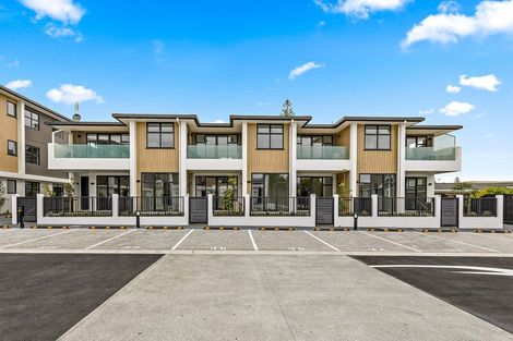 Photo of property in 7/390 Hibiscus Coast Highway, Orewa, 0931