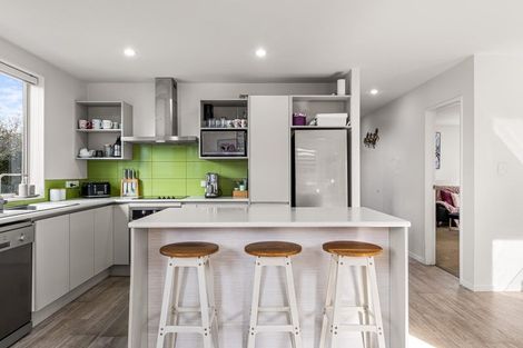 Photo of property in 114 Grand Drive, Orewa, 0931