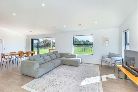 Photo of property in 49 Wakefield Road, Levin, 5571