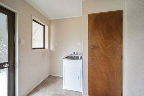 Photo of property in 16 Hinau Street, Inglewood, 4330