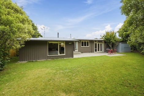 Photo of property in 8 Woodstock Place, Hokowhitu, Palmerston North, 4410