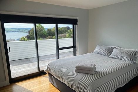 Photo of property in 14 Hinerau Grove, Waipahihi, Taupo, 3330