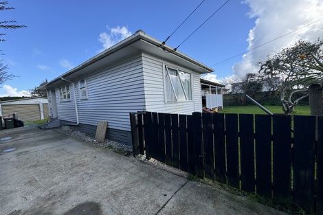 Photo of property in 54 Muir Avenue, Mangere Bridge, Auckland, 2022