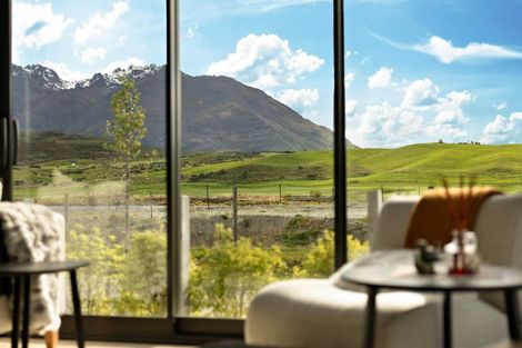 Photo of property in 13 Mcgibbon Lane, Jacks Point, 9371