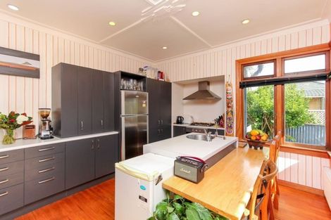 Photo of property in 2 Norman Street, Lower Vogeltown, New Plymouth, 4310