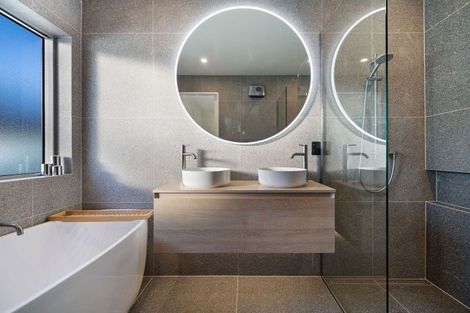 Photo of property in 4 Crawford Place, Lake Hayes, Queenstown, 9304