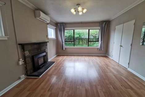 Photo of property in 67 Memorial Avenue, Ilam, Christchurch, 8053