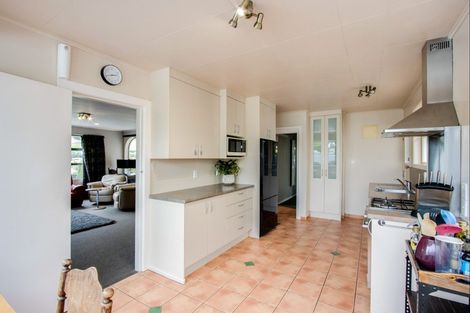 Photo of property in 18 Keirunga Road, Havelock North, 4130