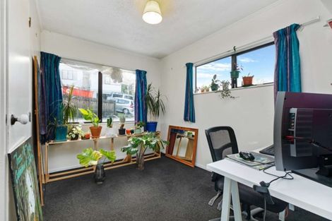 Photo of property in 22 Alidade Place, Massey, Auckland, 0614