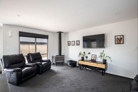 Photo of property in 11a Cutfield Street, Inglewood, 4330