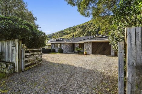 Photo of property in 79 Elizabeth Street, Waikanae, 5036